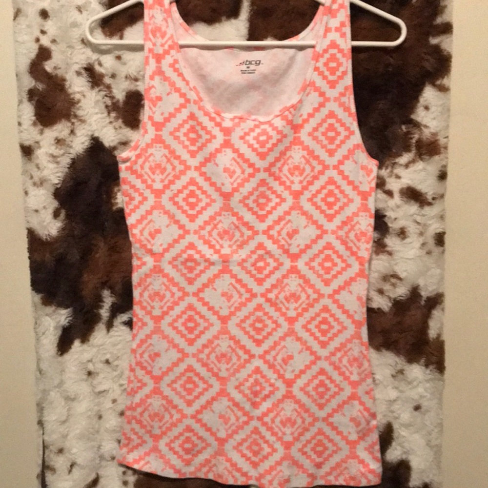 Woman’s medium Aztec pattern tank top